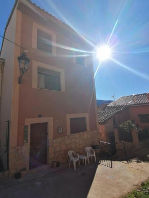El Castillejo de Camarena de la Sierra